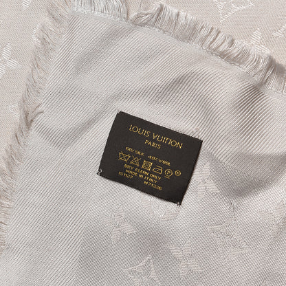Louis Vuitton Silk Wool Monogram Shine Shawl Beige 4 of 4