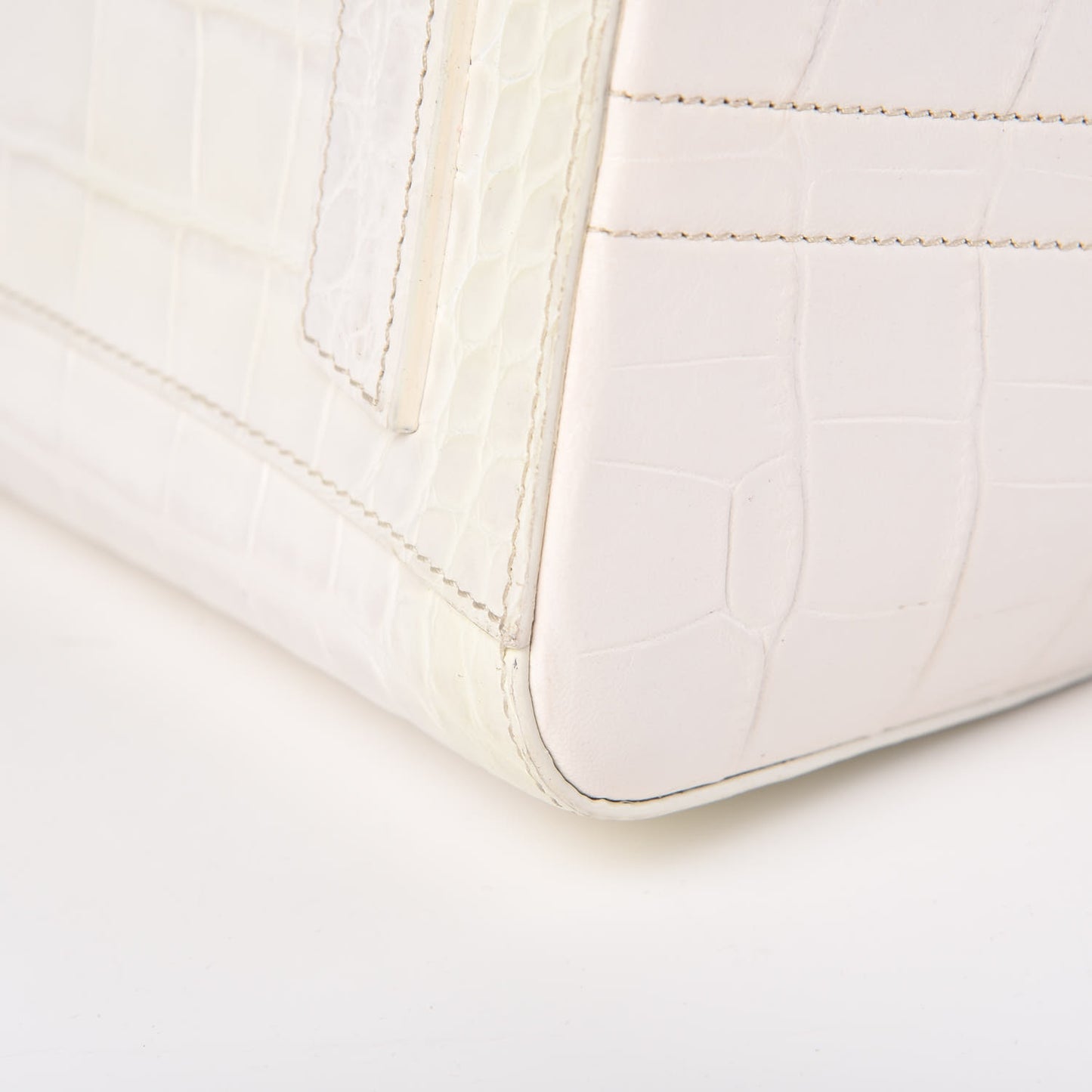 Calfskin Crocodile Embossed Small Antigona White