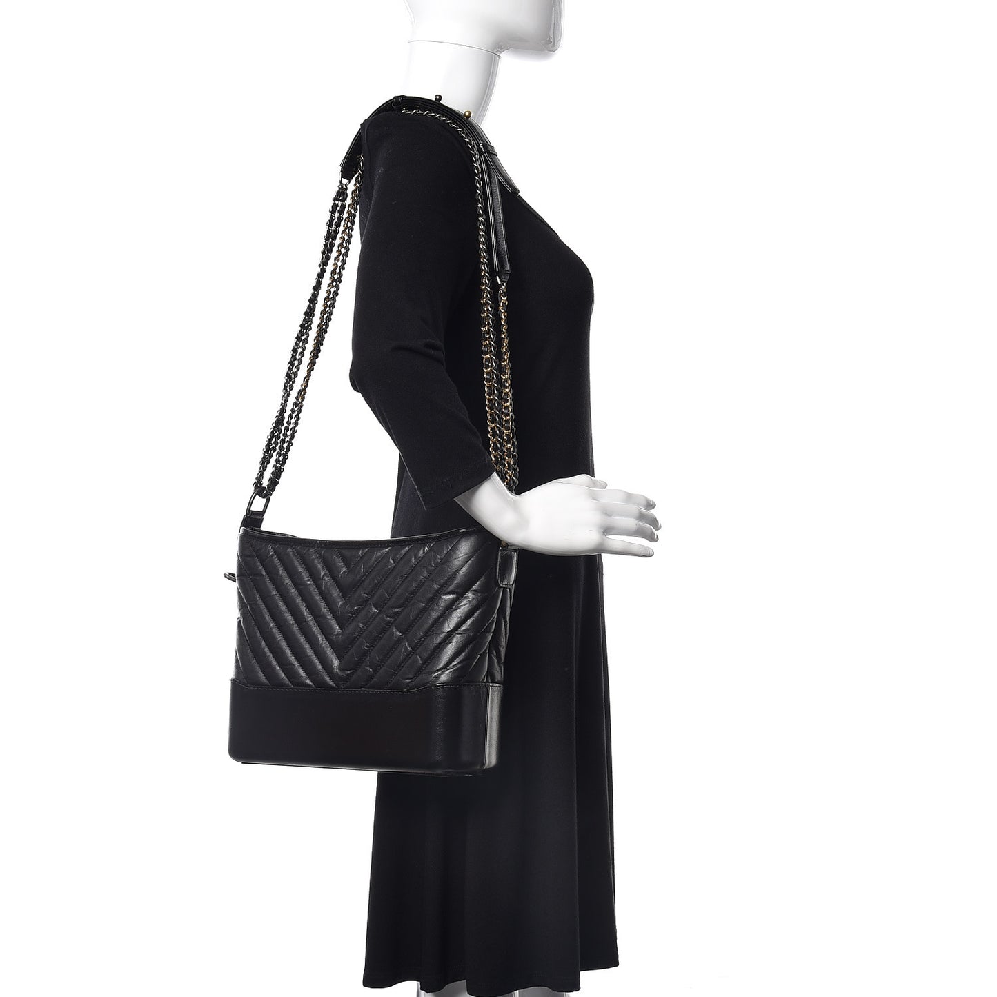 Aged Calfskin Chevron Quilted Medium Gabrielle Hobo Black