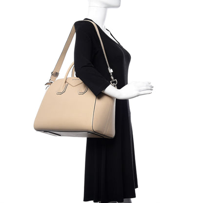 Givenchy Sugar Goatskin Medium Antigona Skin 2 of 10