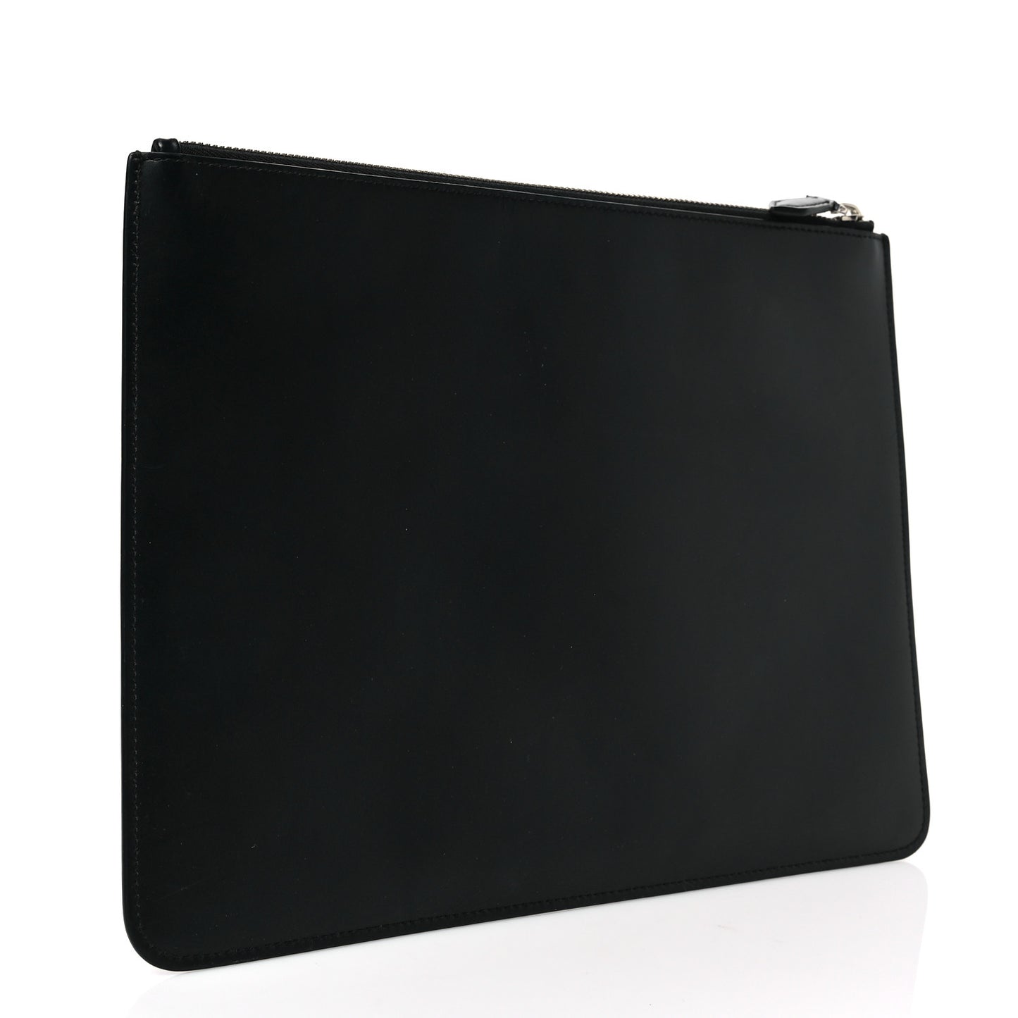 Smooth Calfskin Medium Star Pouch Black