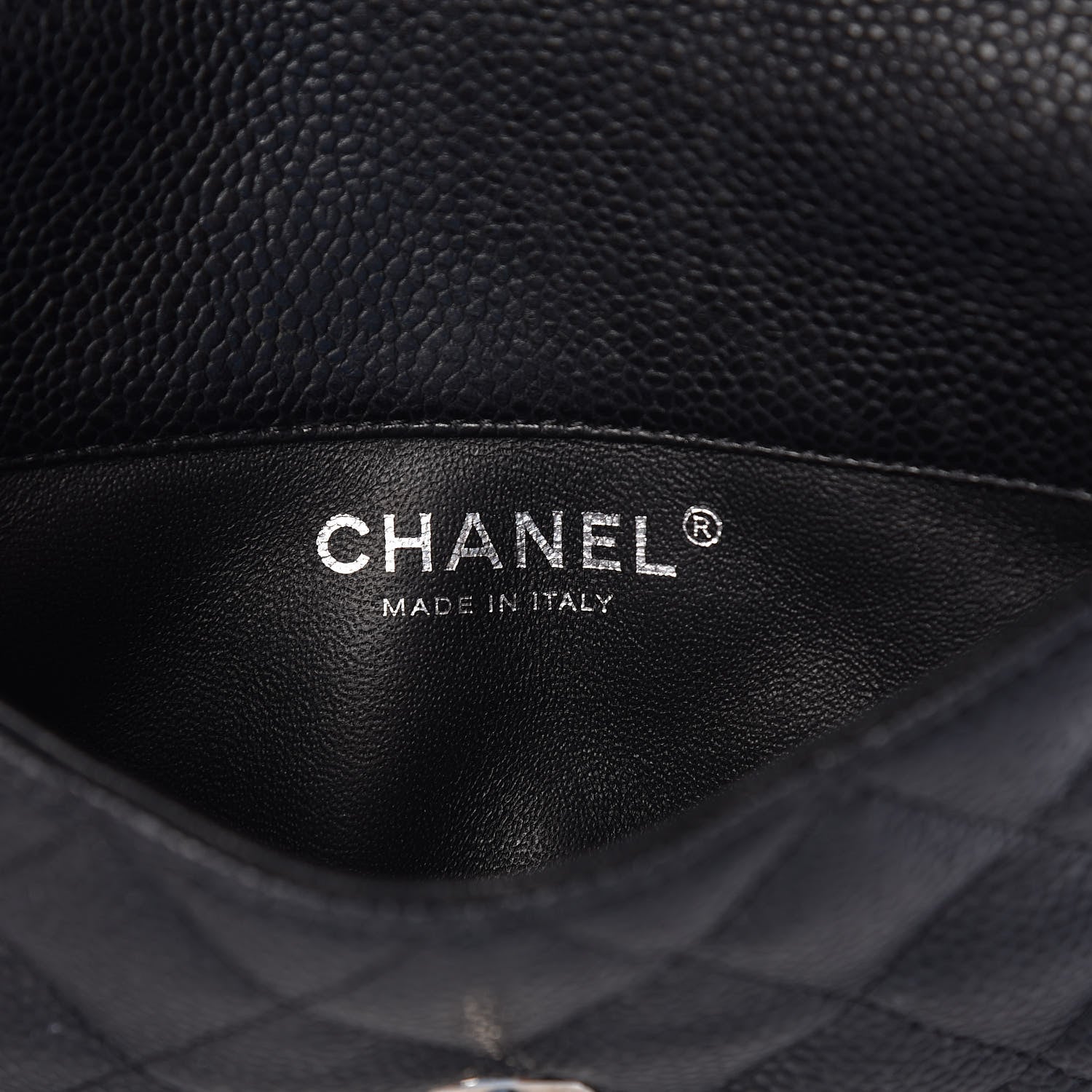 Chanel Caviar Quilted Daily Zip Crossbody Bag Black 7 of 10