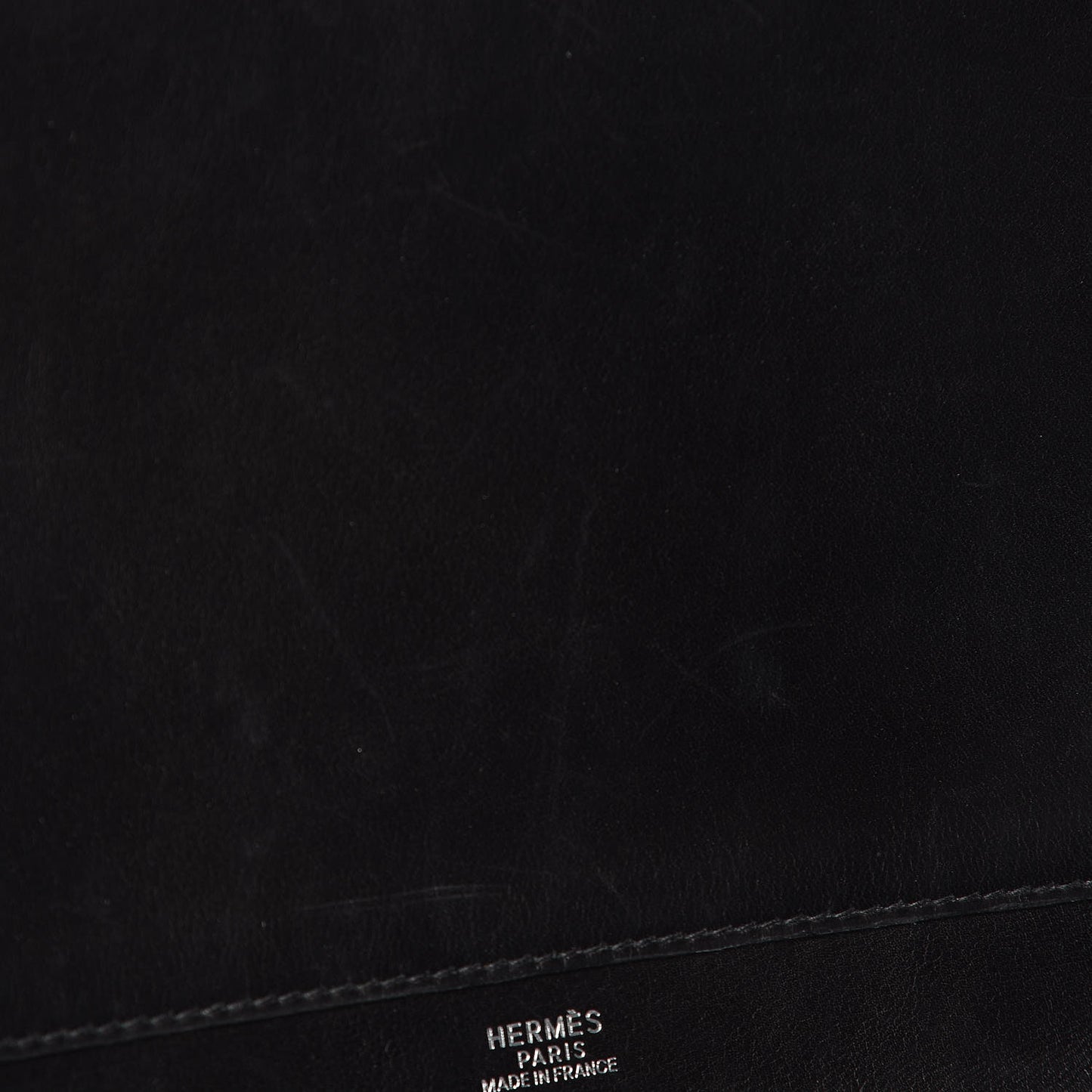 Swift Initiale Black