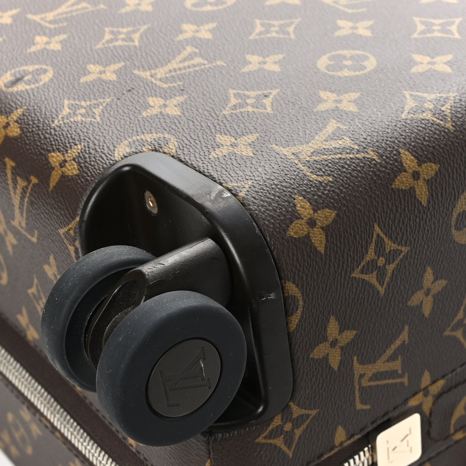 Louis Vuitton Monogram Horizon 55 6 of 10