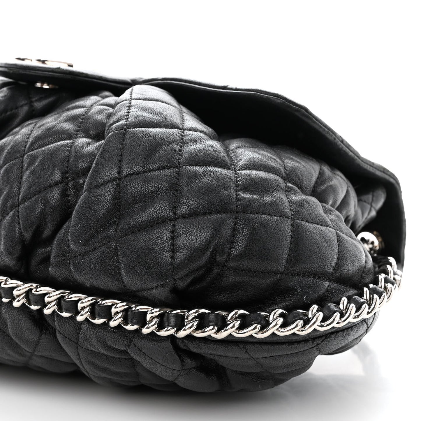 Washed Lambskin Quilted Large Chain Around Messenger Black