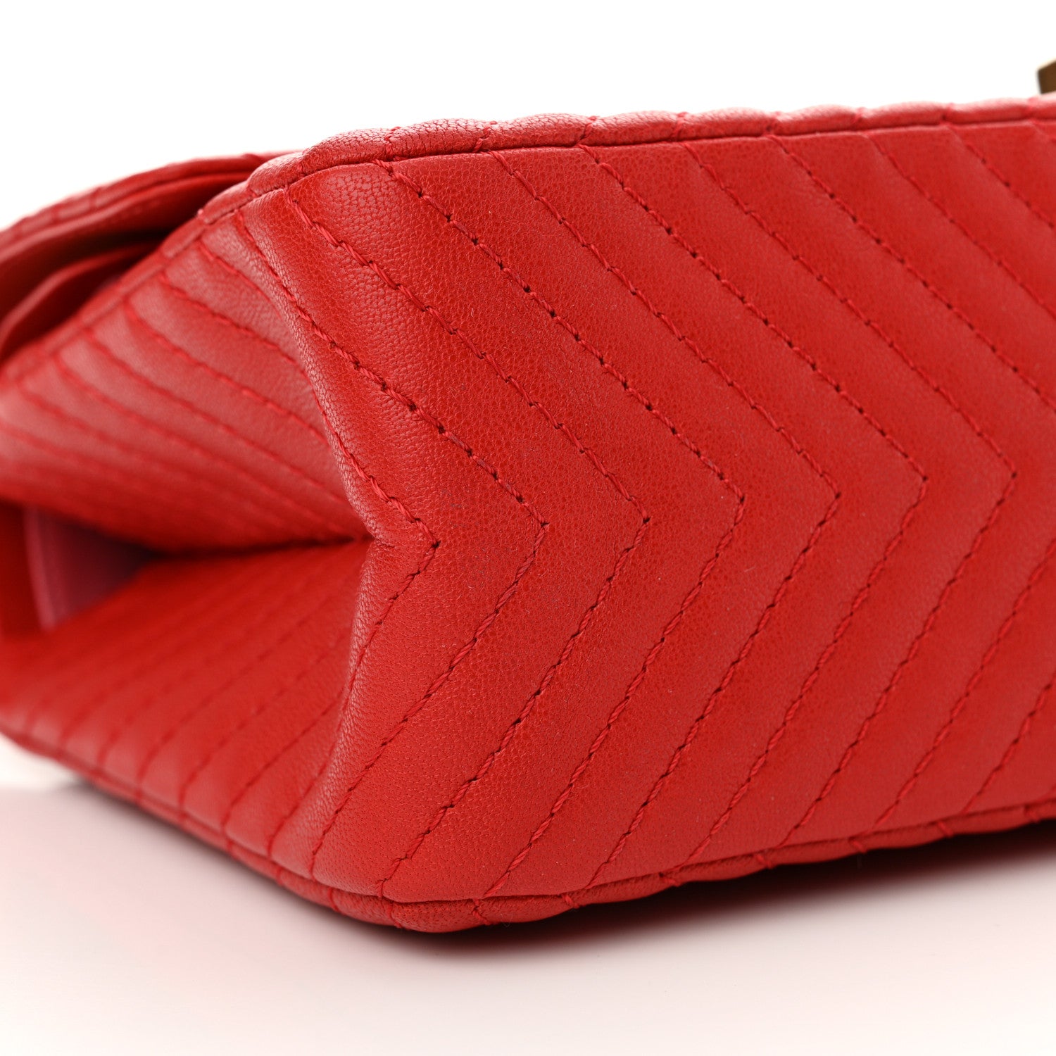 Chanel Sheepskin Chevron Quilted 2.55 Reissue 226 Flap Red 9 of 14