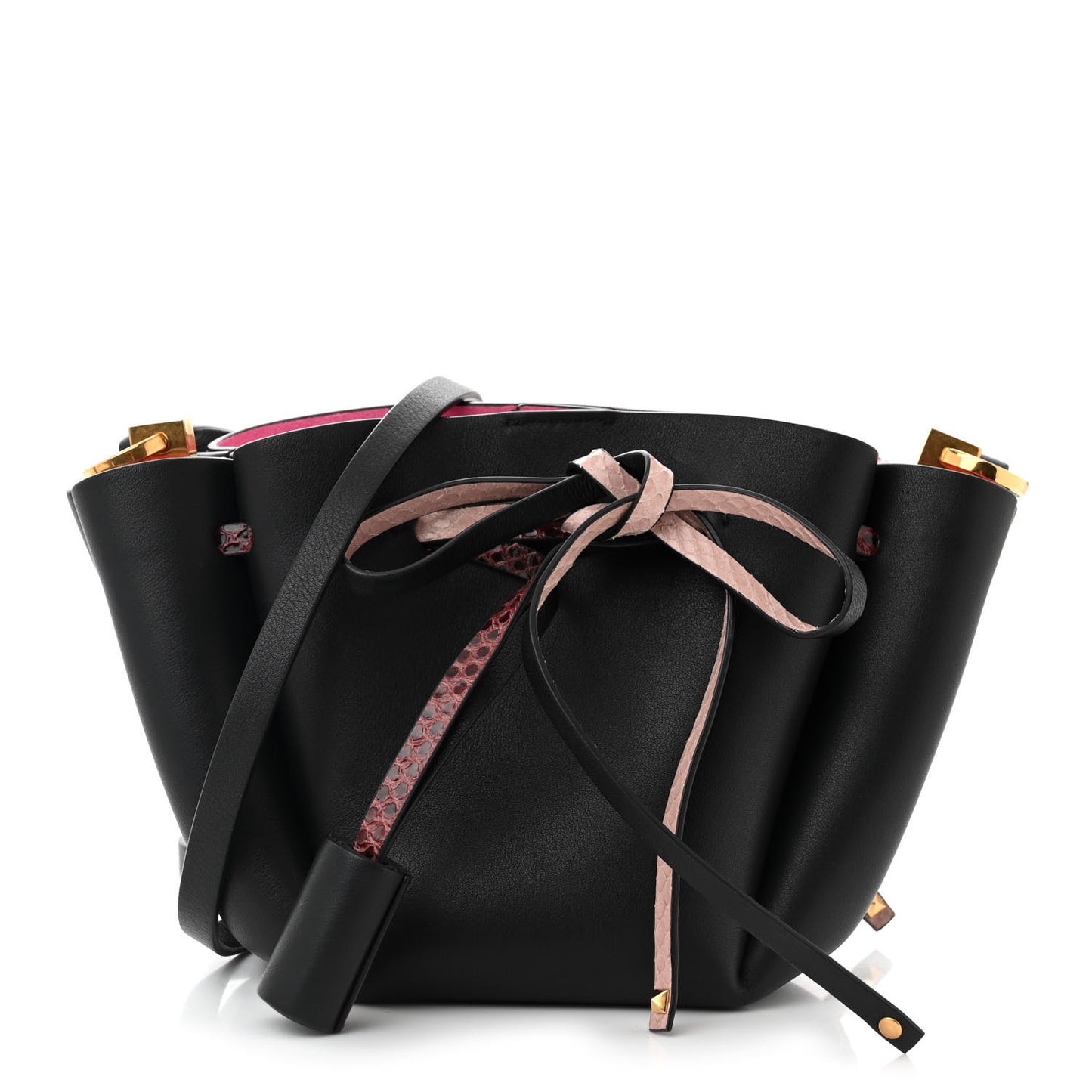 Vitello Ayers VLogo Bucket Bag Black