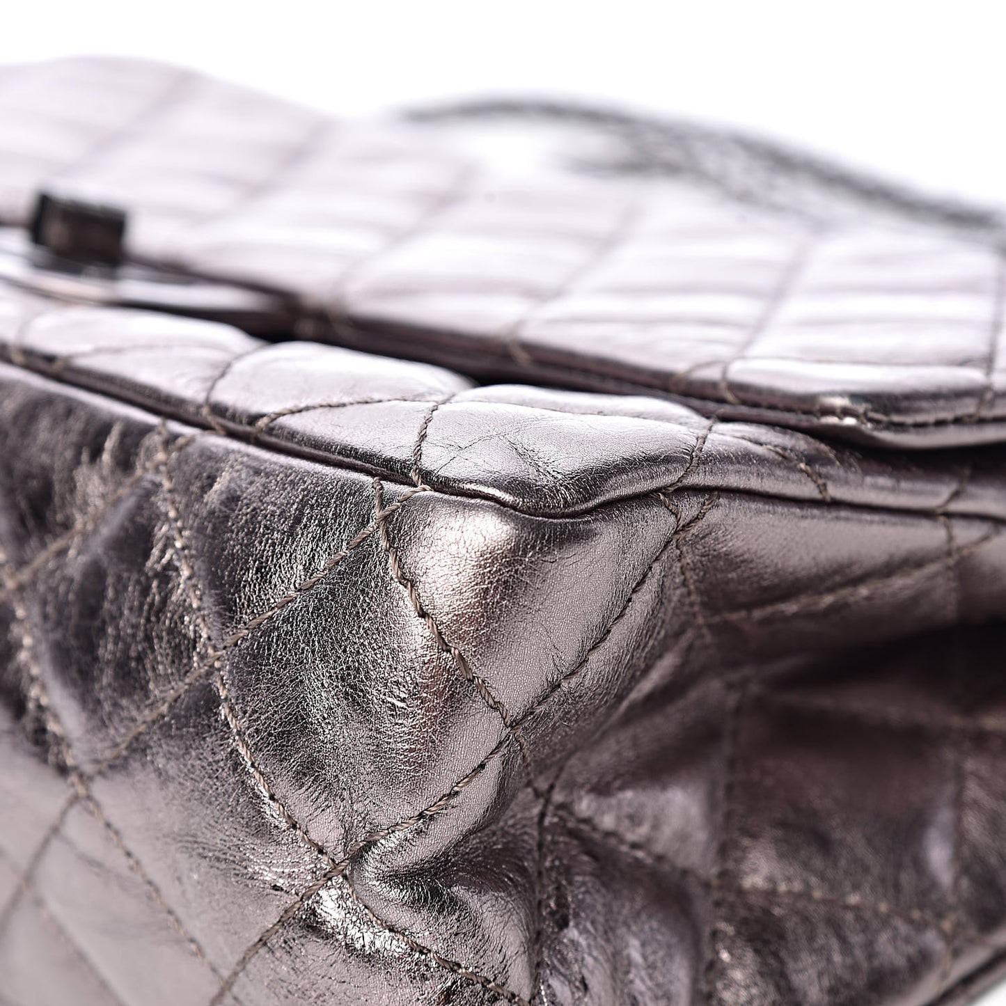 Metallic Aged Calfskin Quilted 2.55 Reissue 226 Silver