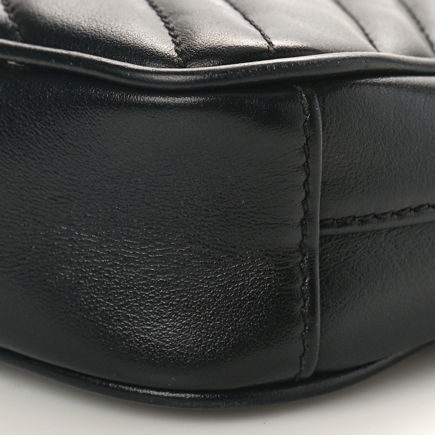Calfskin Matelasse Mini GG Marmont Crossbody Bag Black
