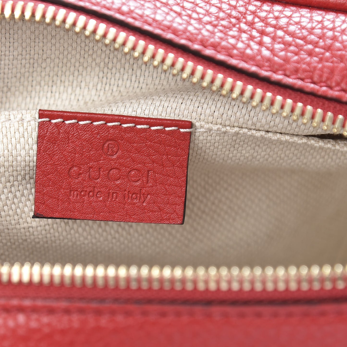 Pebbled Calfskin Small Soho Disco Bag Tabasco Red