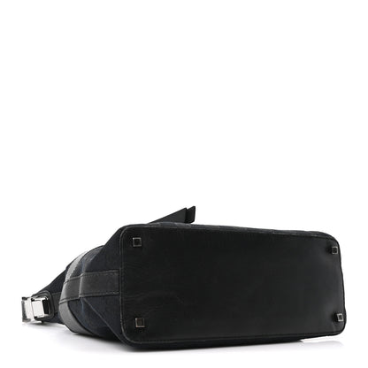 Gucci GG Canvas Monogram Shoulder Bag Black 4 of 10
