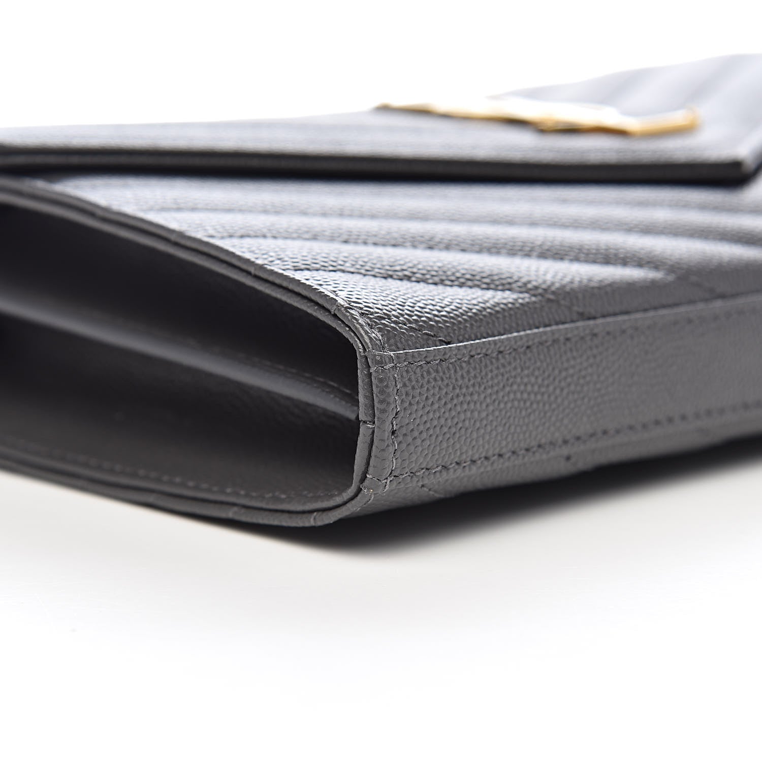 Saint Laurent Grain De Poudre Matelasse Chevron Monogram Chain Wallet Earth 7 of 9