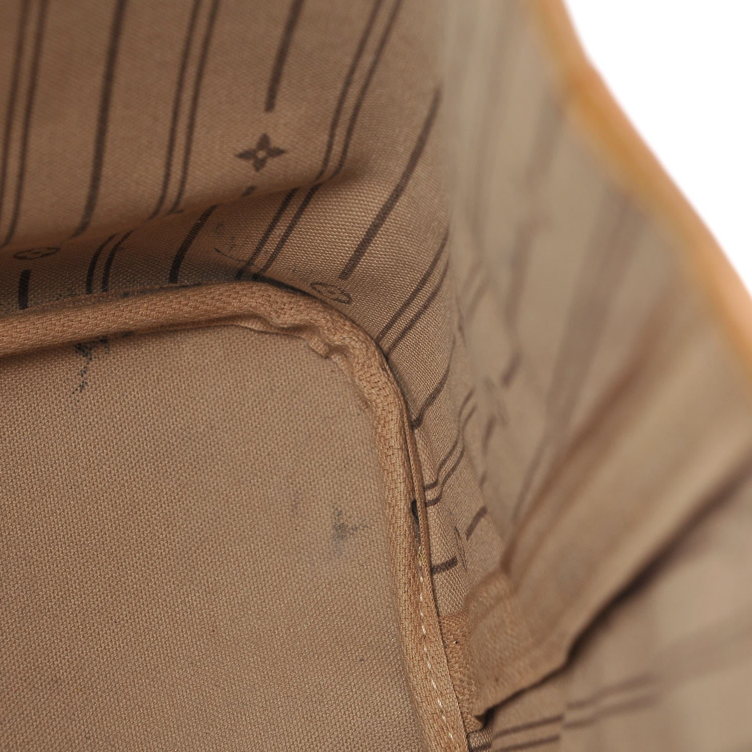 Louis Vuitton Monogram Neverfull MM 10 of 12