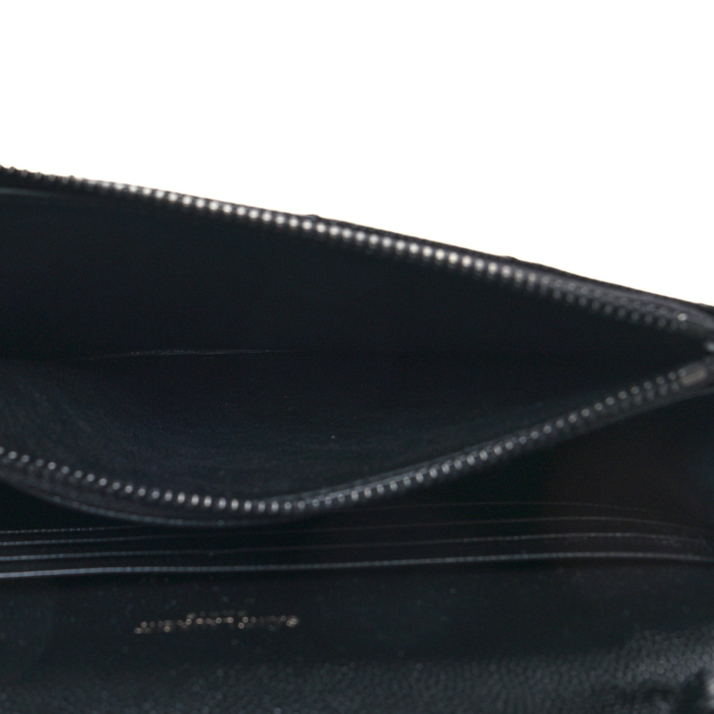Grain De Poudre Matelasse Chevron Monogram Monochrome Envelope Chain Wallet Black