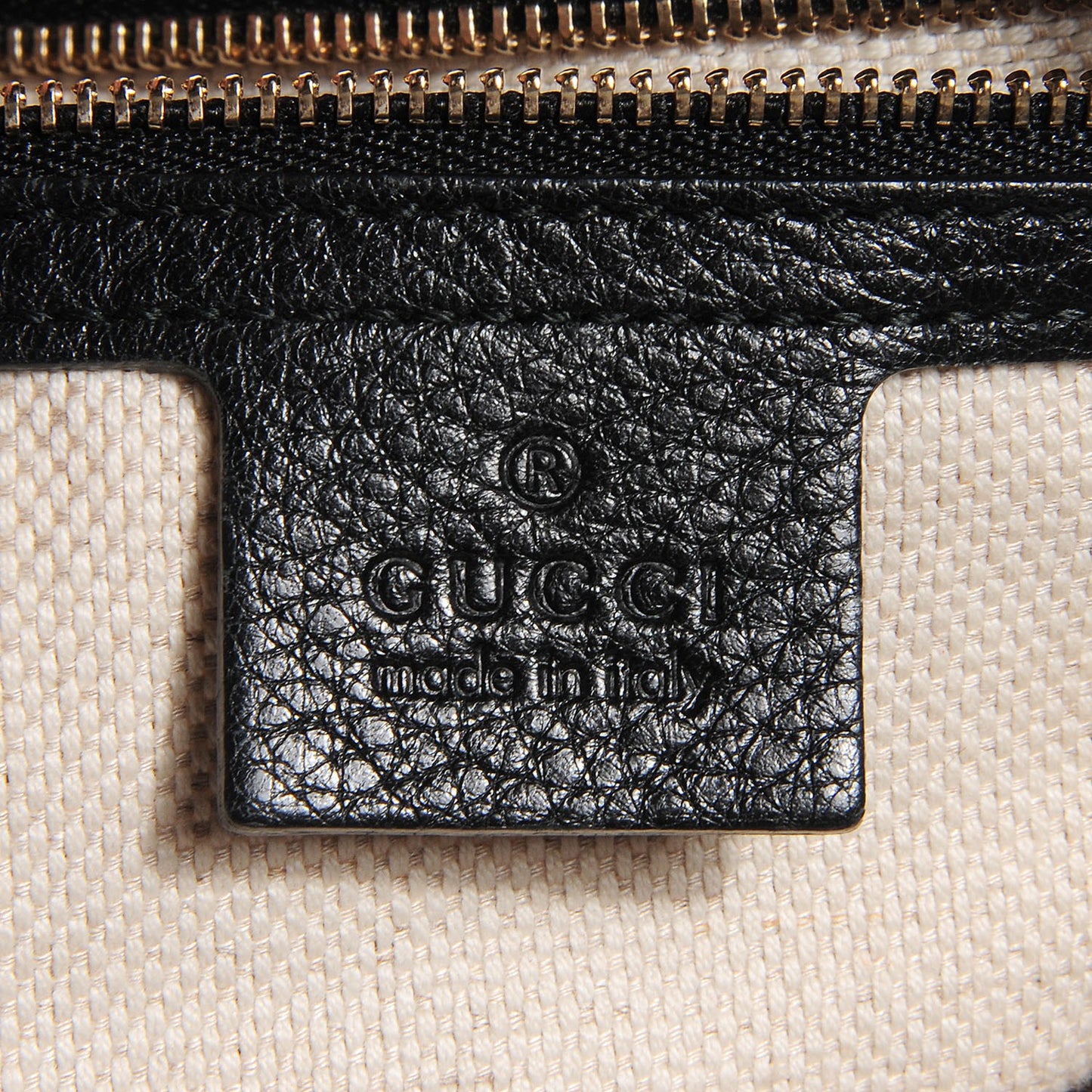 Pebbled Calfskin Large Soho Hobo Black