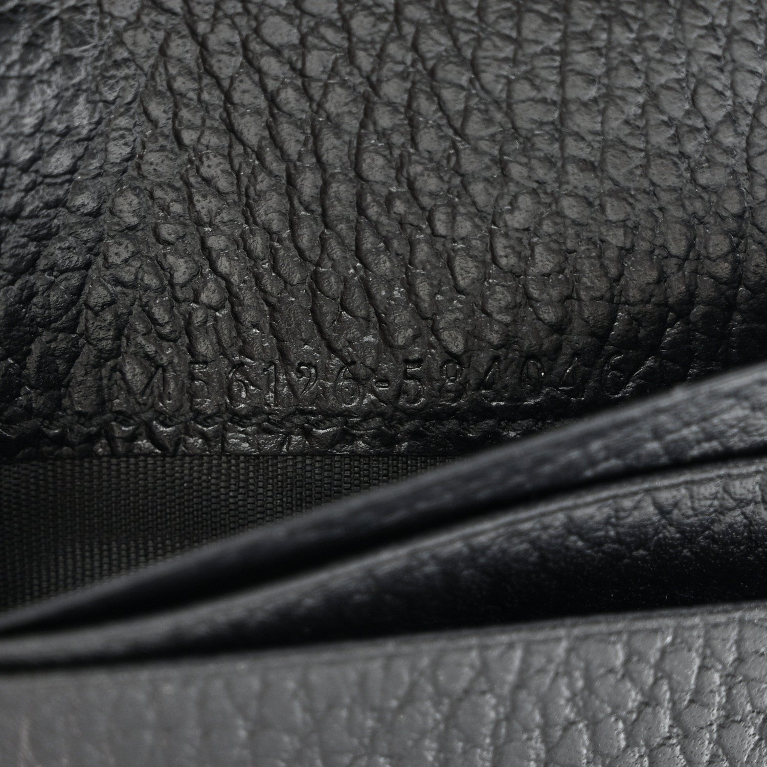 Gucci Dollar Calfskin Enamel Monochrome GG Marmont Card Case Black 8 of 11