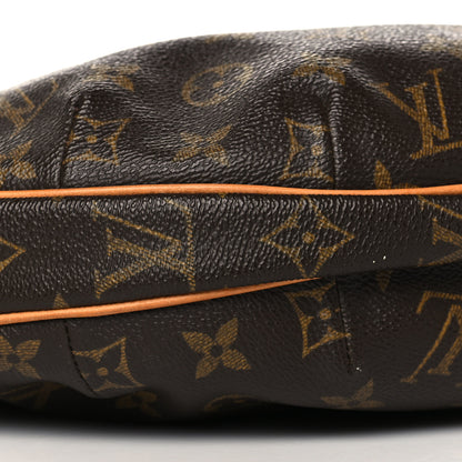 Louis Vuitton Monogram Croissant MM 8 of 9