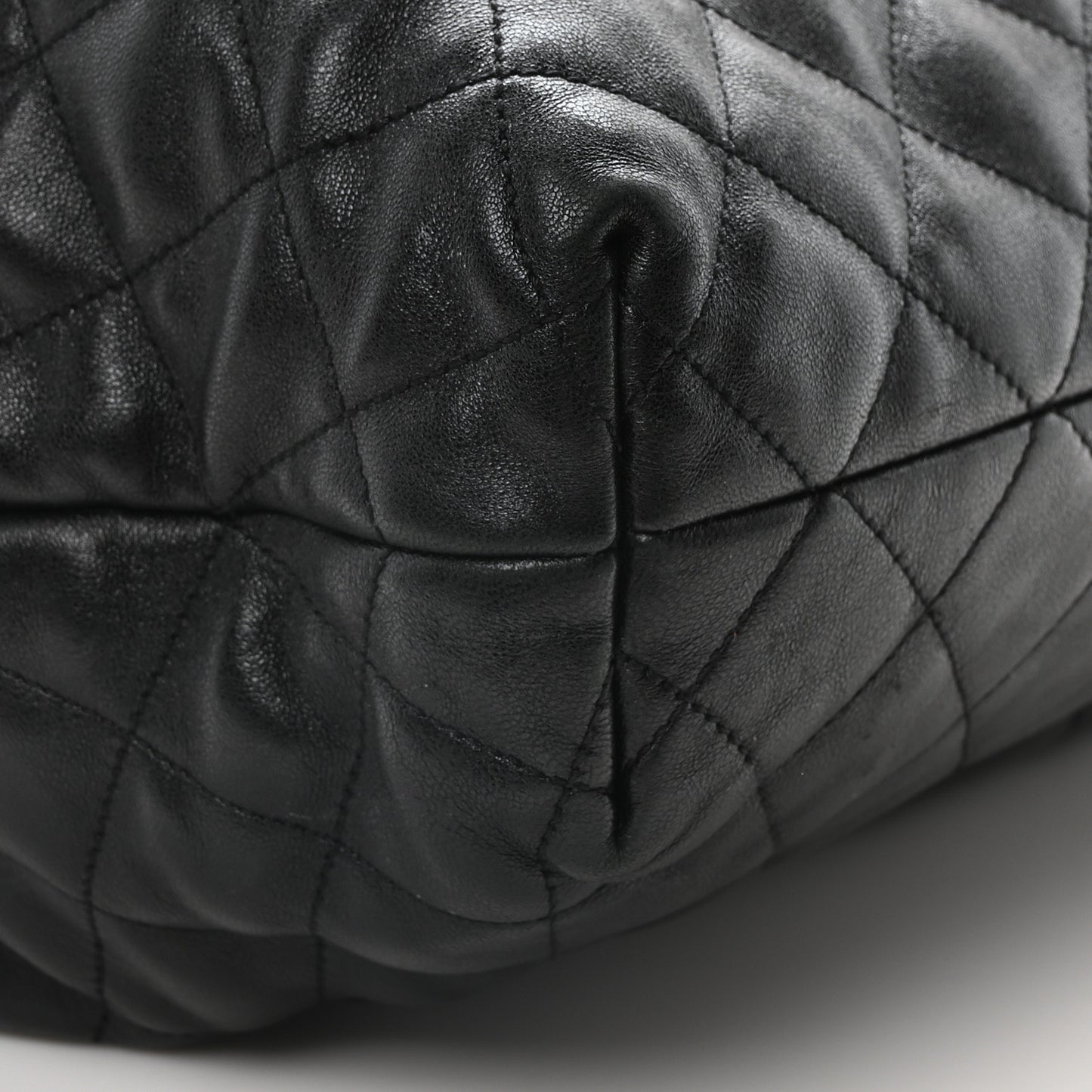 Lambskin Quilted Maxi Icare Shopping Tote Black