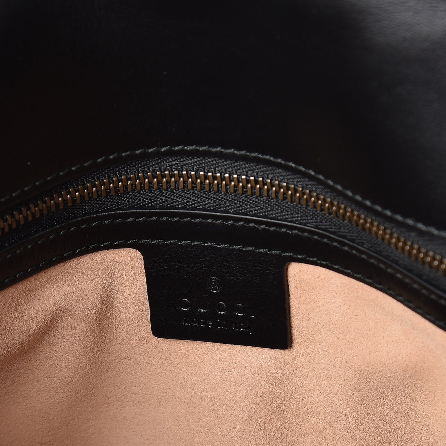 Calfskin Matelasse Small GG Marmont Shoulder Bag Black