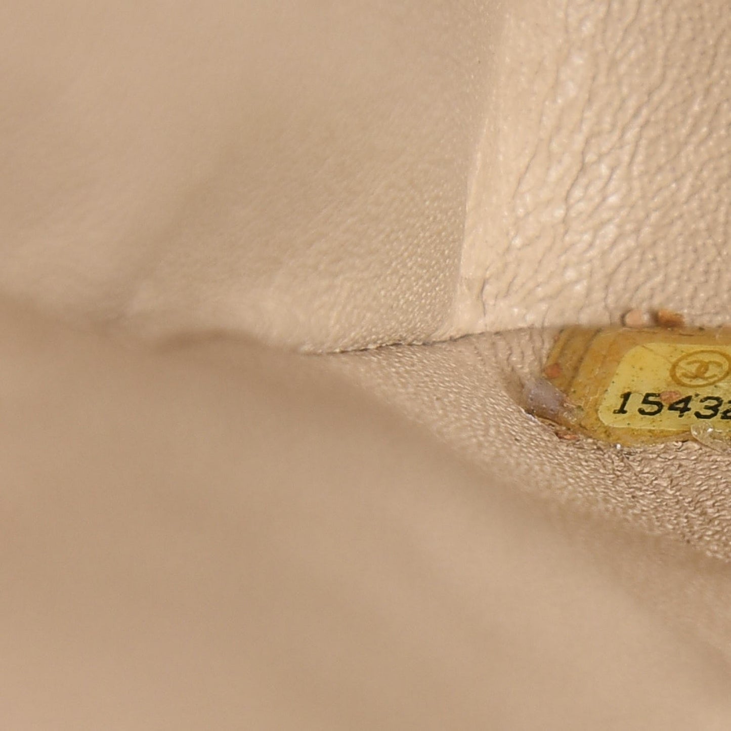 Caviar Quilted Medium Double Flap Beige Clair