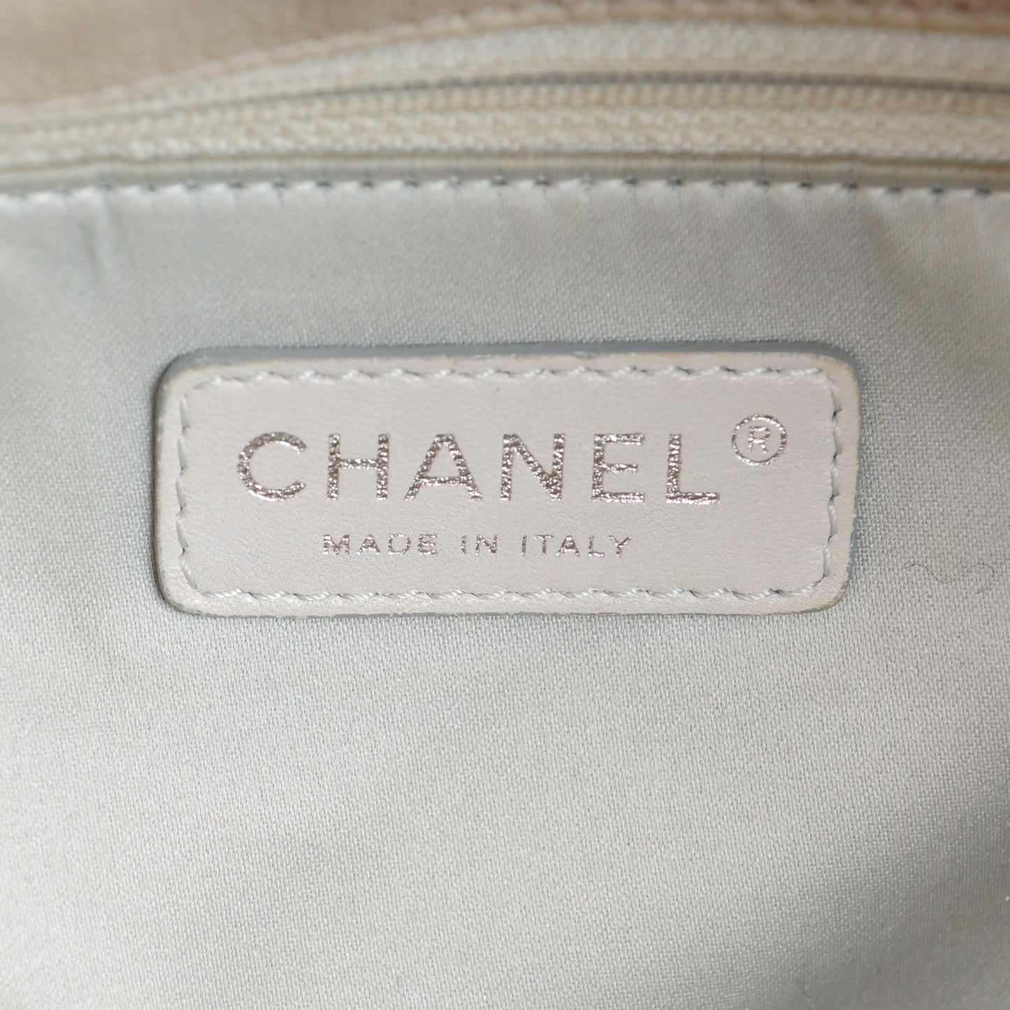 Caviar Quilted Large Elastic Tote Gray