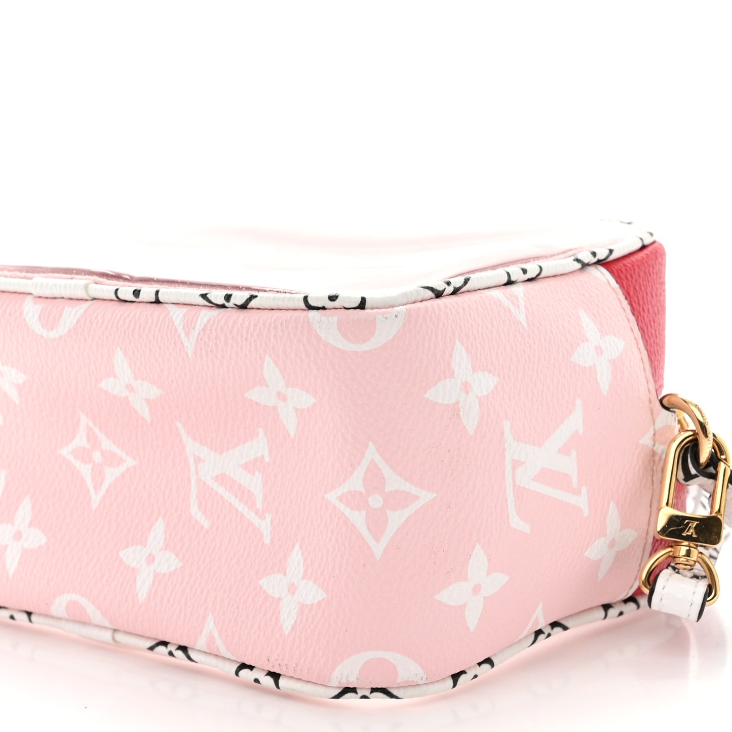 Monogram Giant Beach Pouch Rouge