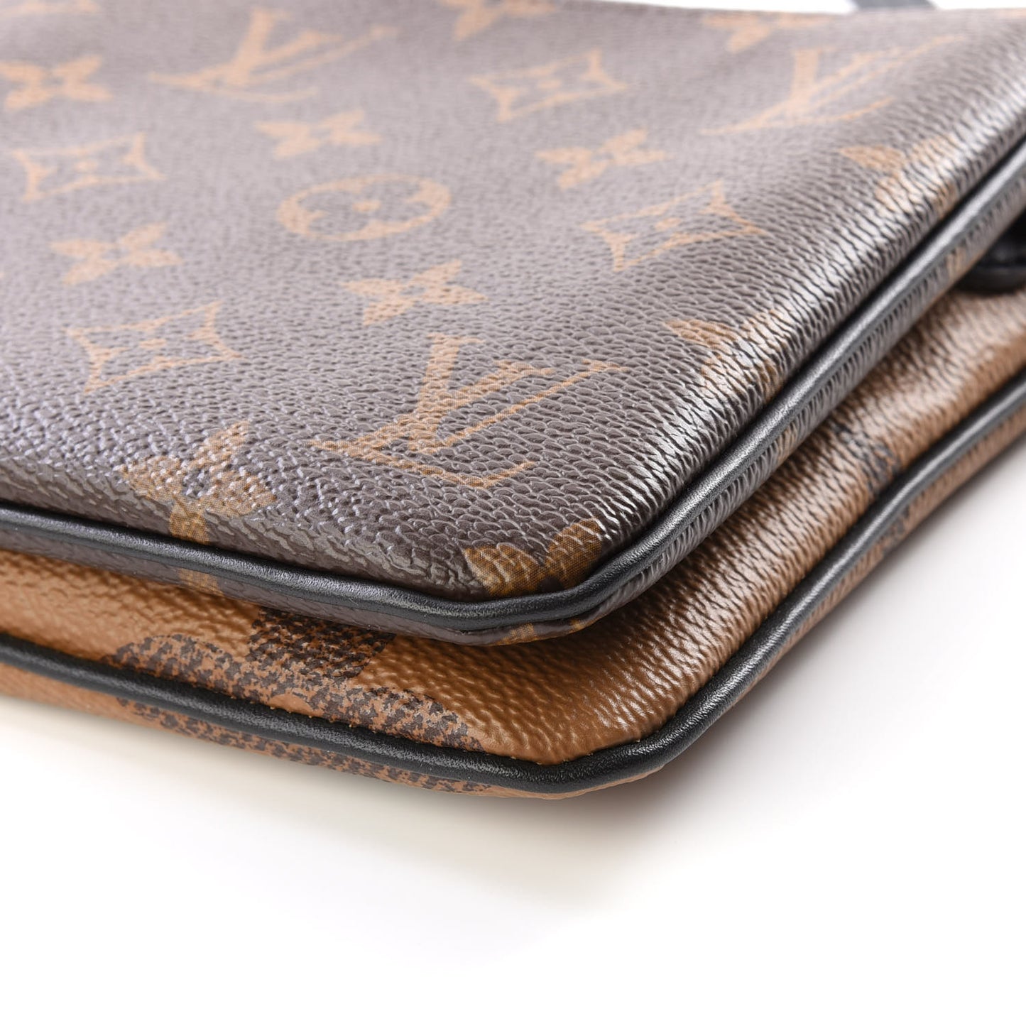 Reverse Monogram Giant Double Zip Pochette