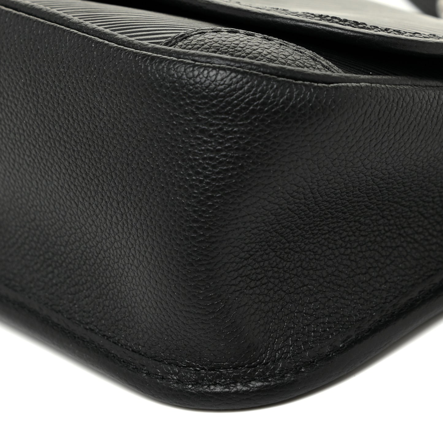 Epi Buci Crossbody Black