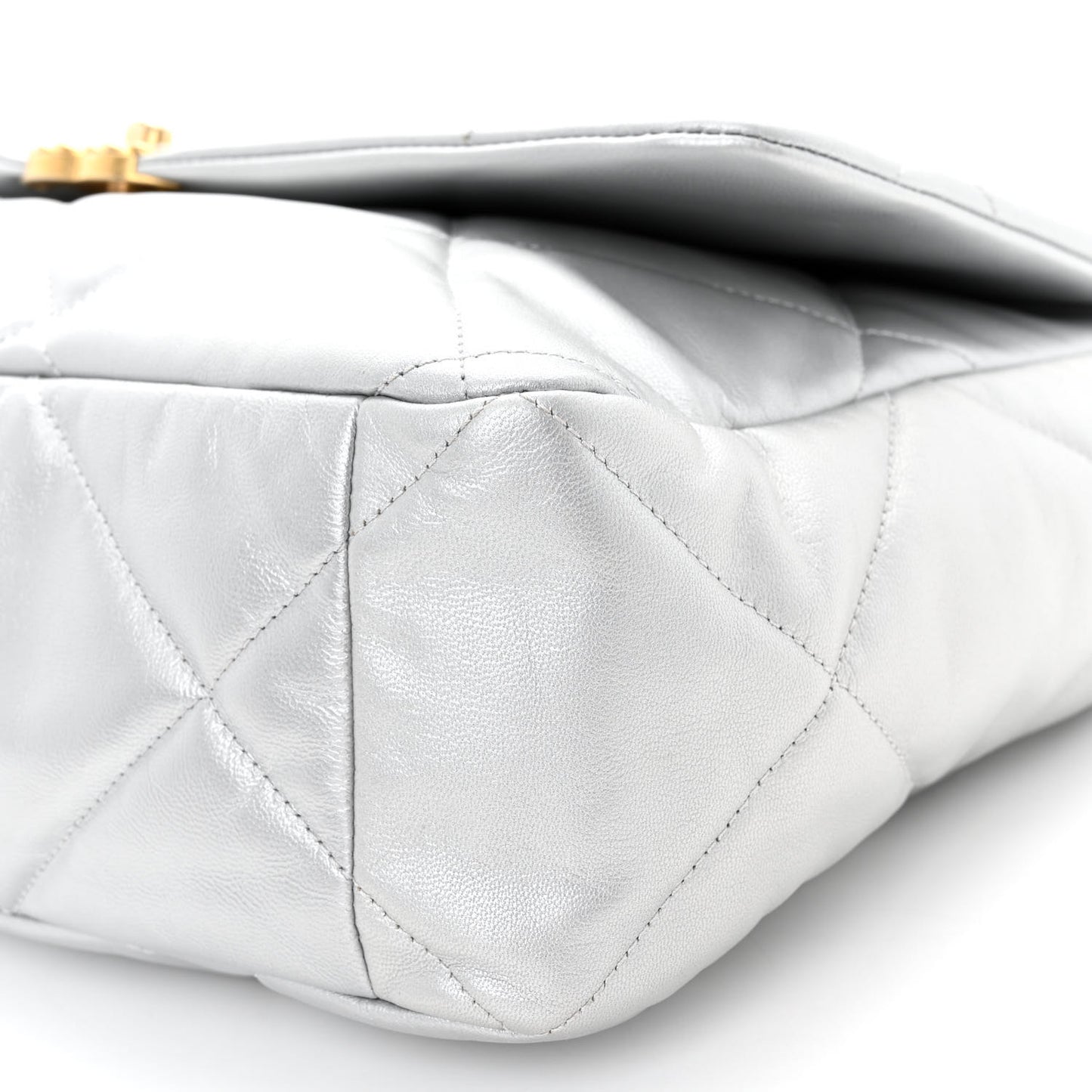 Metallic Goatskin Quilted Maxi Chanel 19 Flap Silver