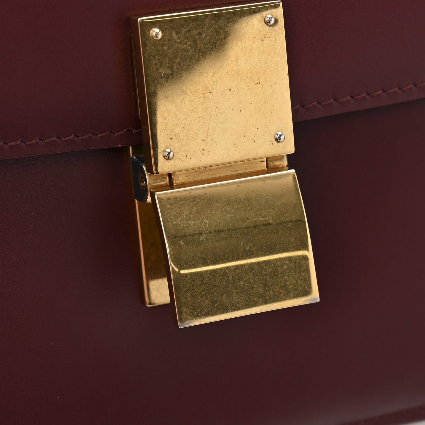 Box Calfskin Medium Classic Box Flap Bag Burgundy