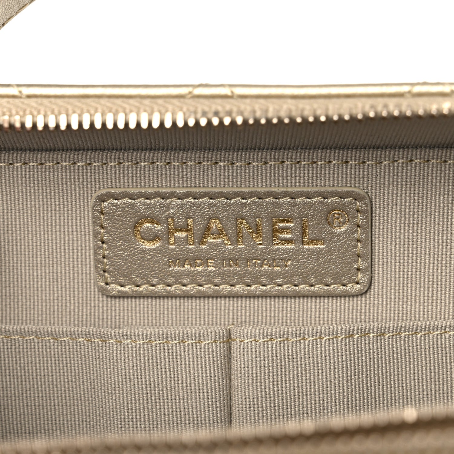 Chanel Metallic Lambskin Quilted Top Handle Vanity Case Gold 7 of 10