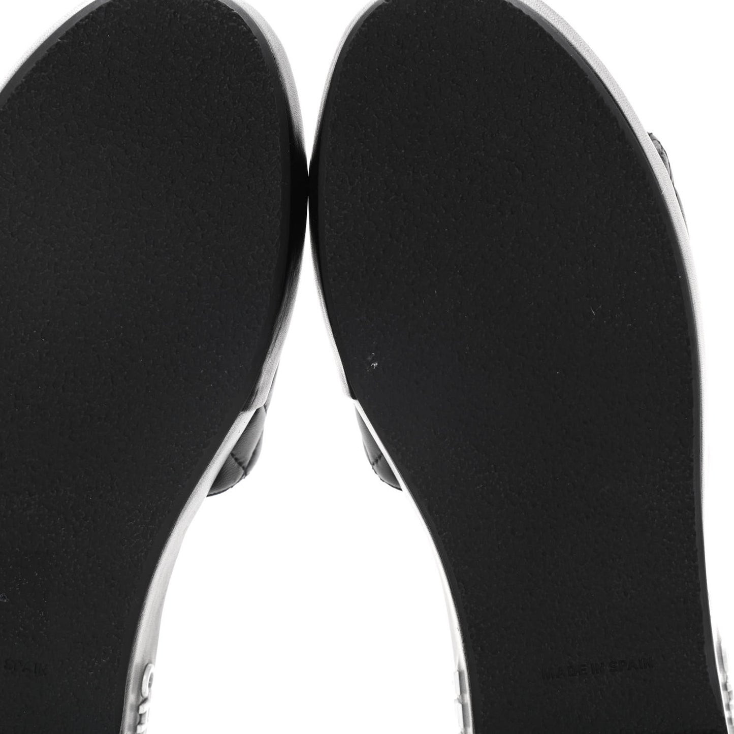 Lambskin Quilted CC Espadrille Slip On Sandals 39 Black