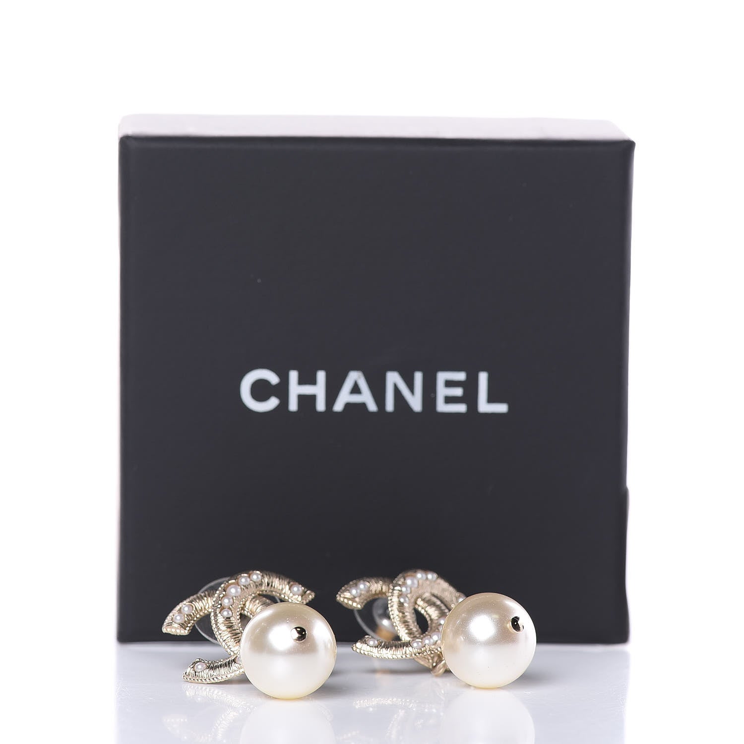 Chanel Pearl CC Drop Earrings Light Gold 5 of 5