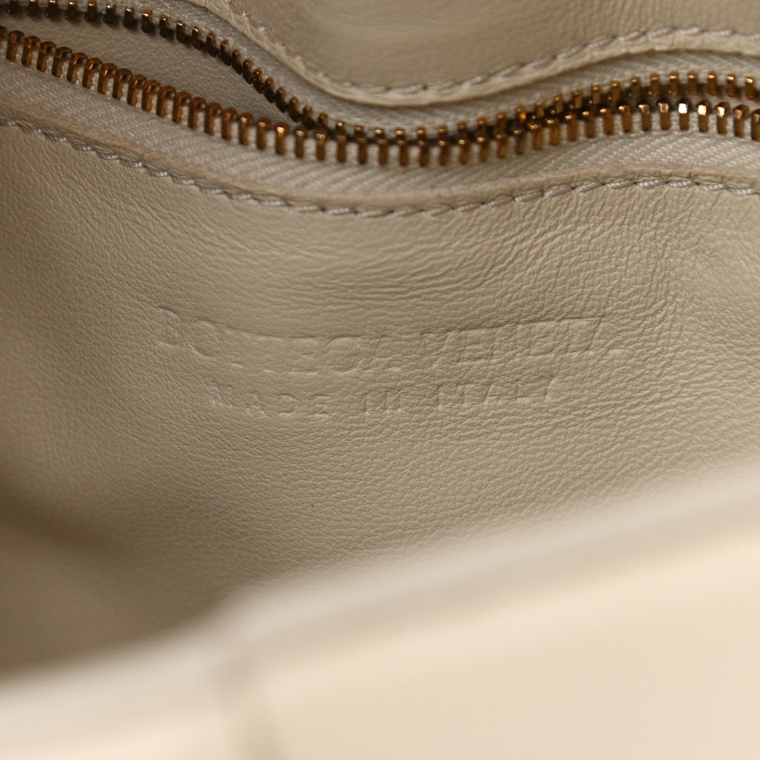 Bottega Veneta Nappa Maxi Intreccio Padded Cassette Crossbody Bag Plaster 6 of 13