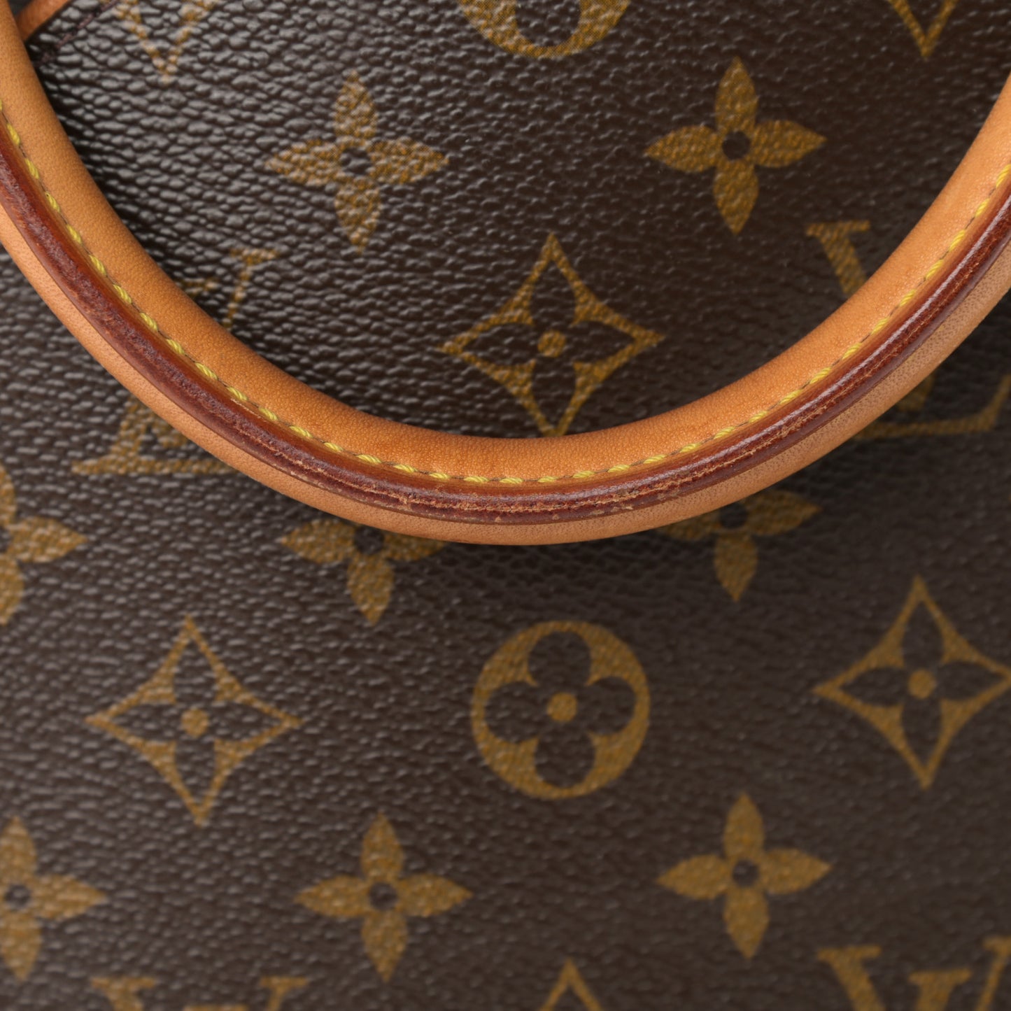 Monogram Ellipse MM