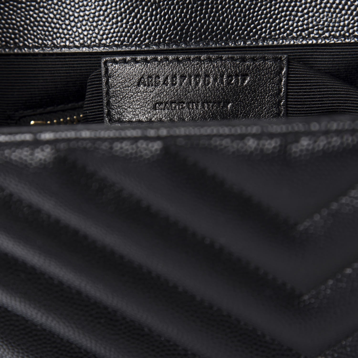 Saint Laurent Grain De Poudre Matelasse Chevron Large Monogram Satchel Black 10 of 11
