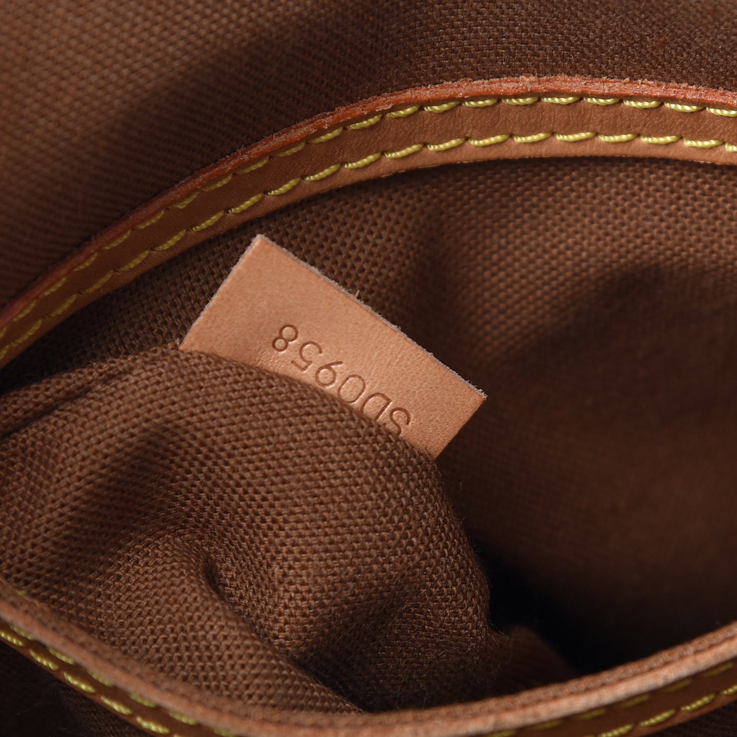 Monogram Alma PM