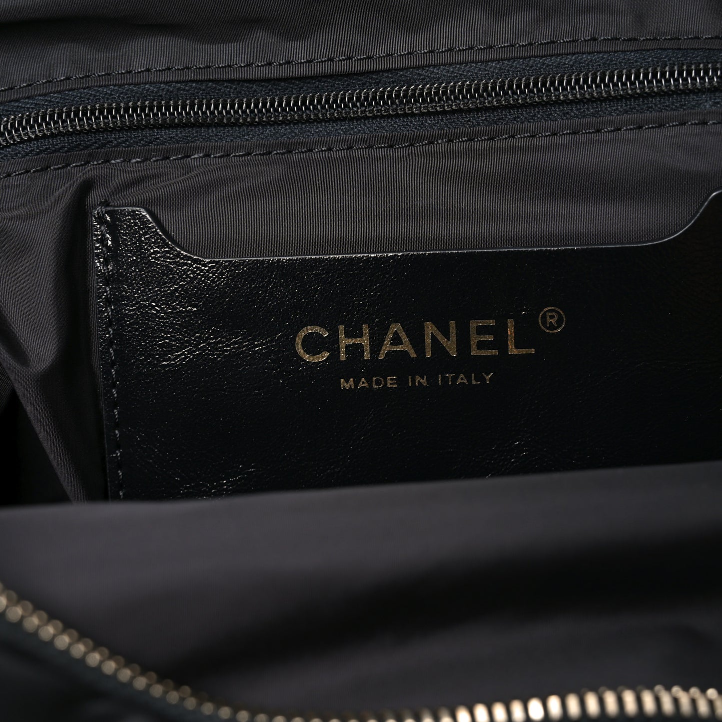 Nylon Velvet Effect Quilted Maxi Bowling Bag Black