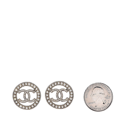 Chanel Pearl CC Round Earrings Gold 2 of 6