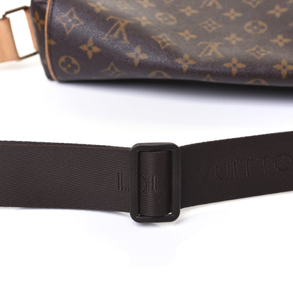 Louis Vuitton Monogram Abbesses Messenger Bag 29 of 29