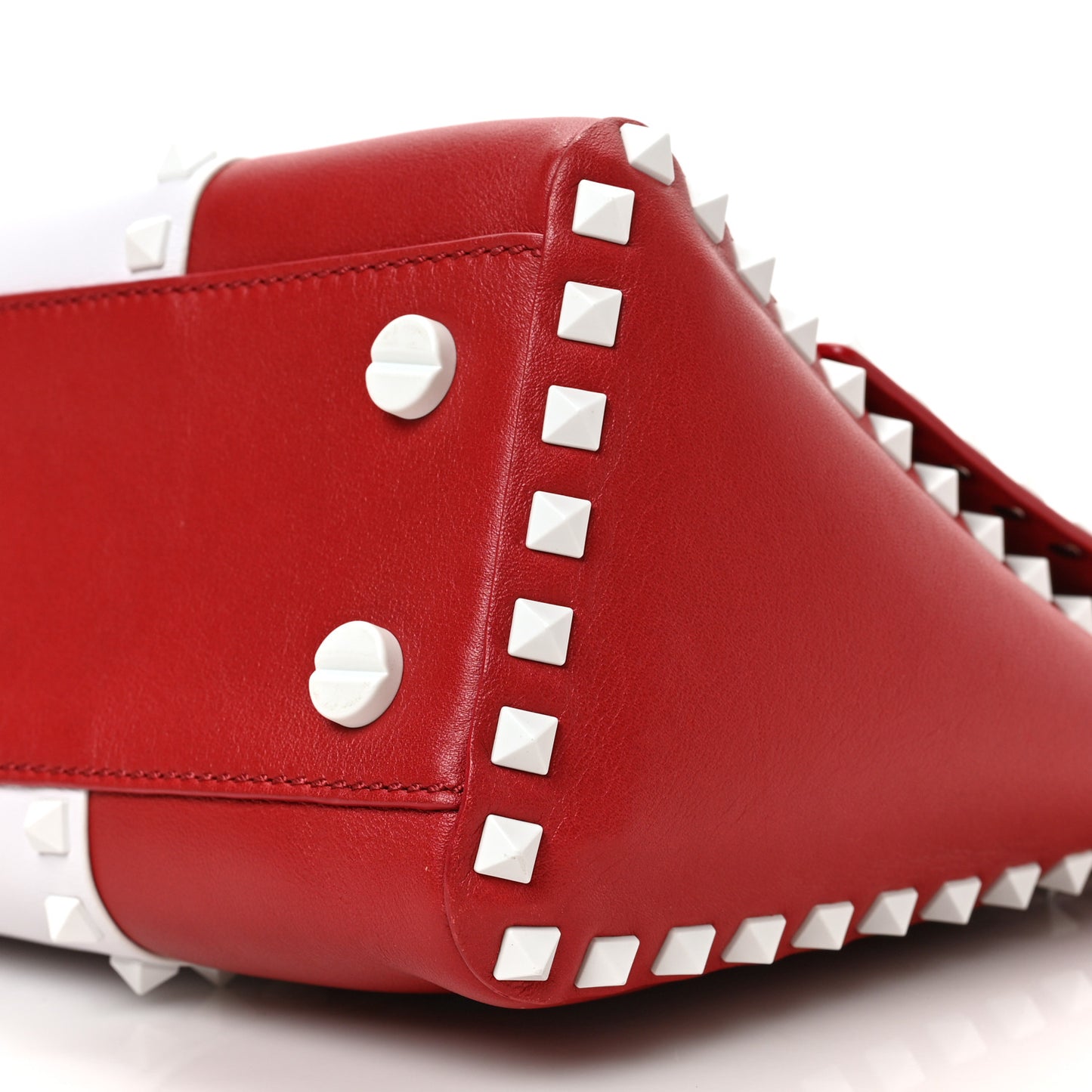 Vitello Colorblock Free Rockstud Top Handle Shoulder Bag Rosso Valentino White