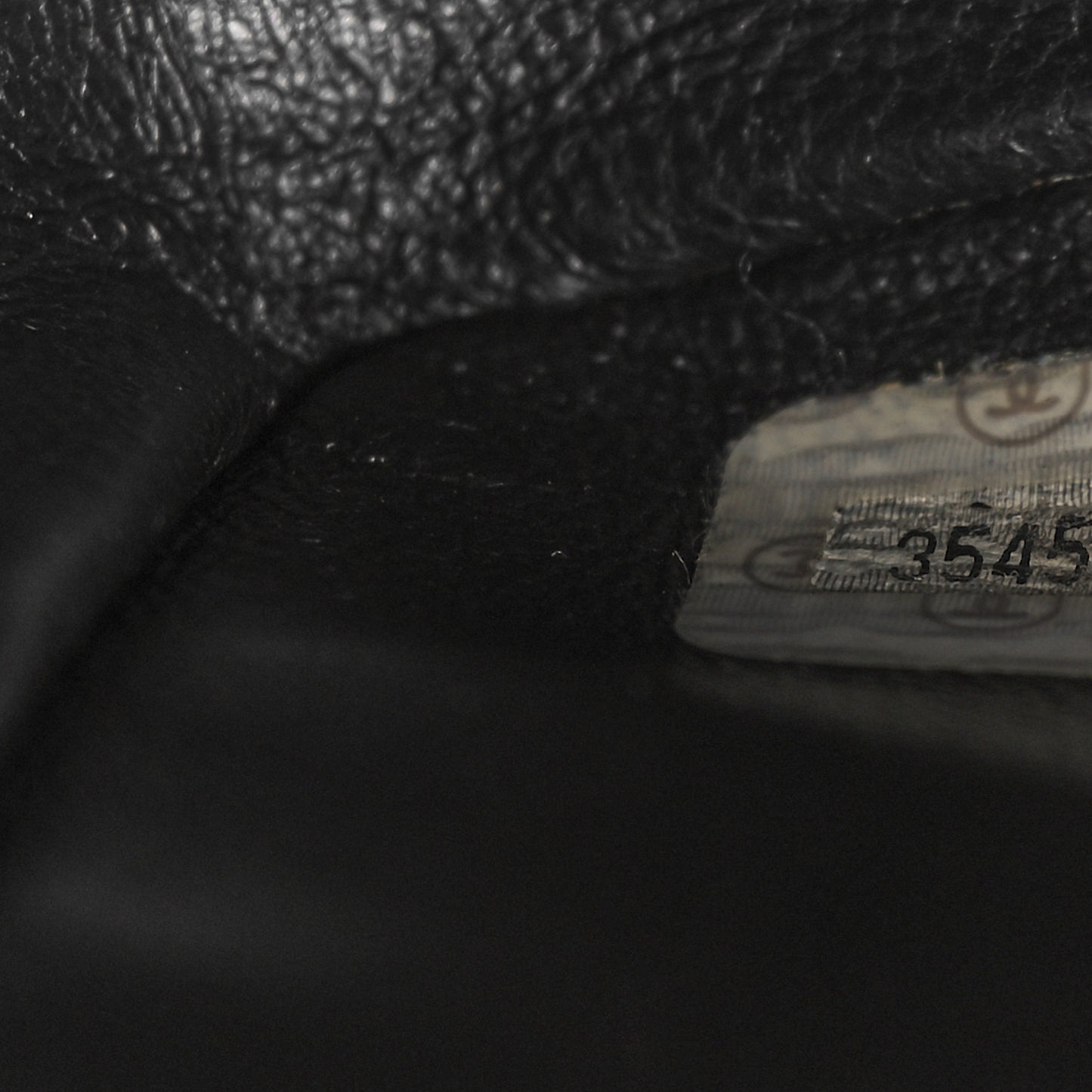 Caviar Horizontal Quilted Jumbo Single Flap Black