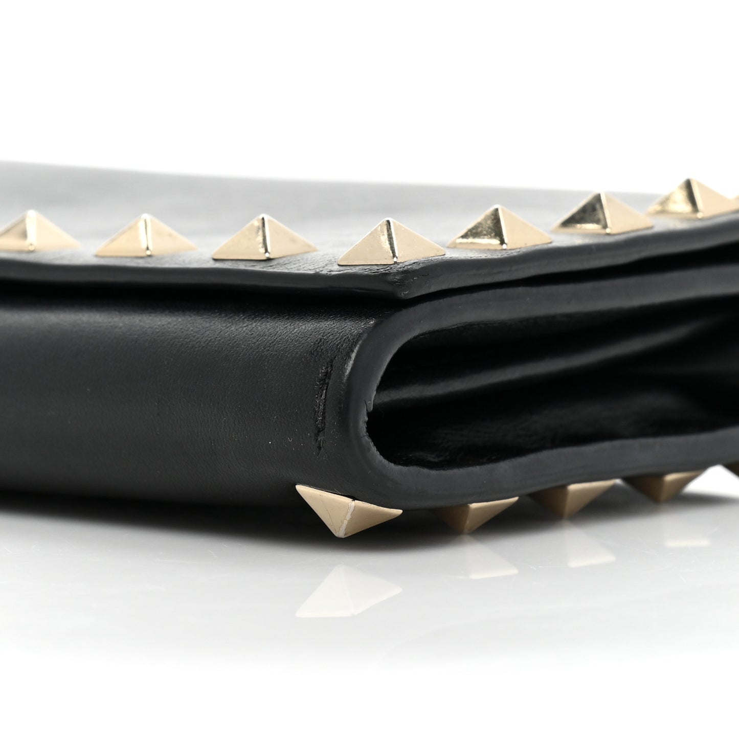 Vitello Rockstud Flap Wallet on Chain Black