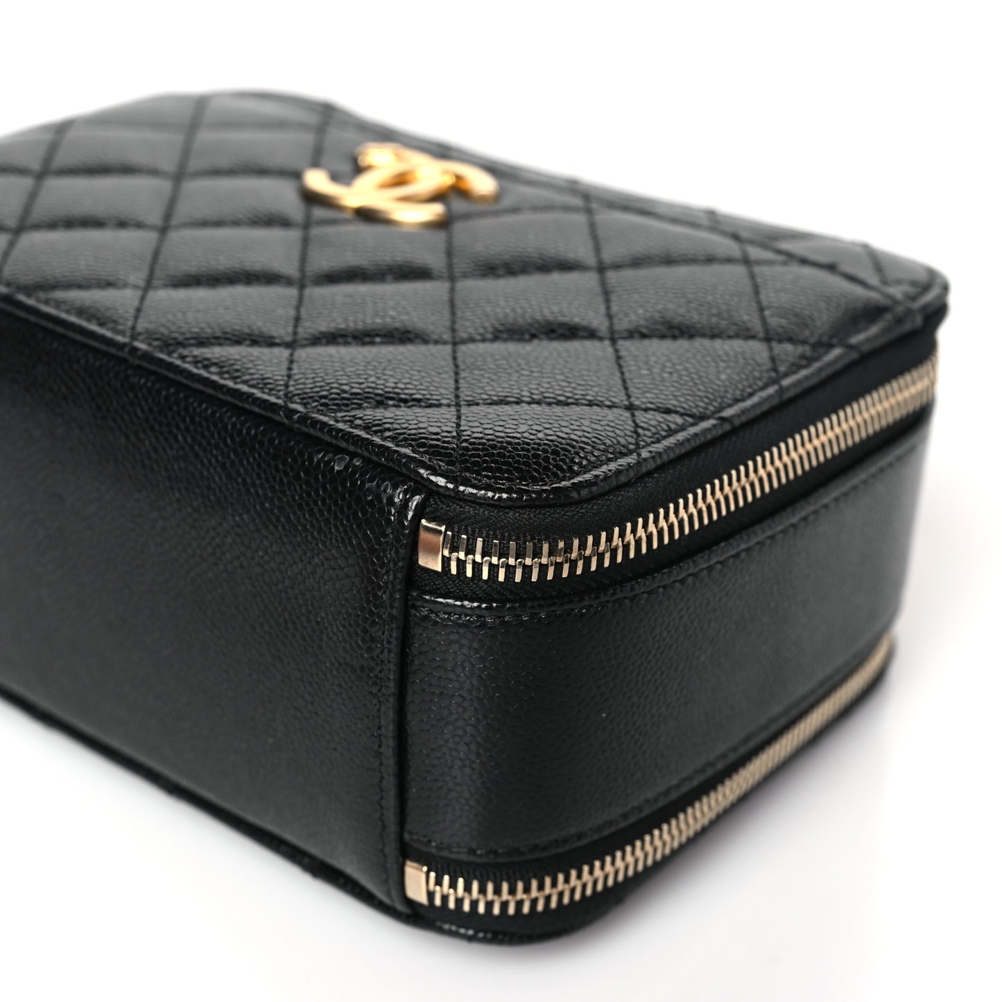 Caviar Quilted Small Pick Me Up Vanity Case Black