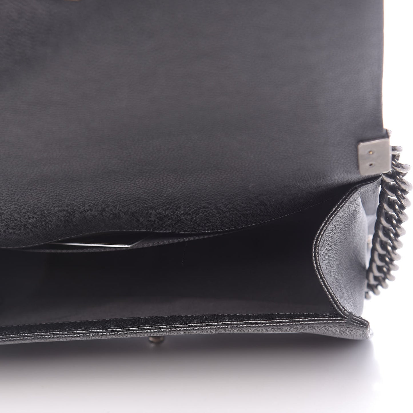 Caviar Quilted Medium Boy Flap Black