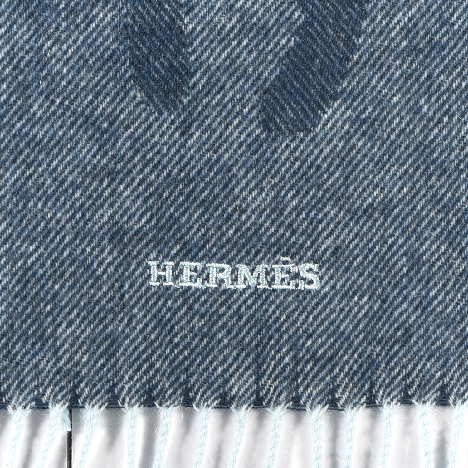 Hermes Cashmere Crazy Chain Muffler Petrole Bleu Givre 4 of 5