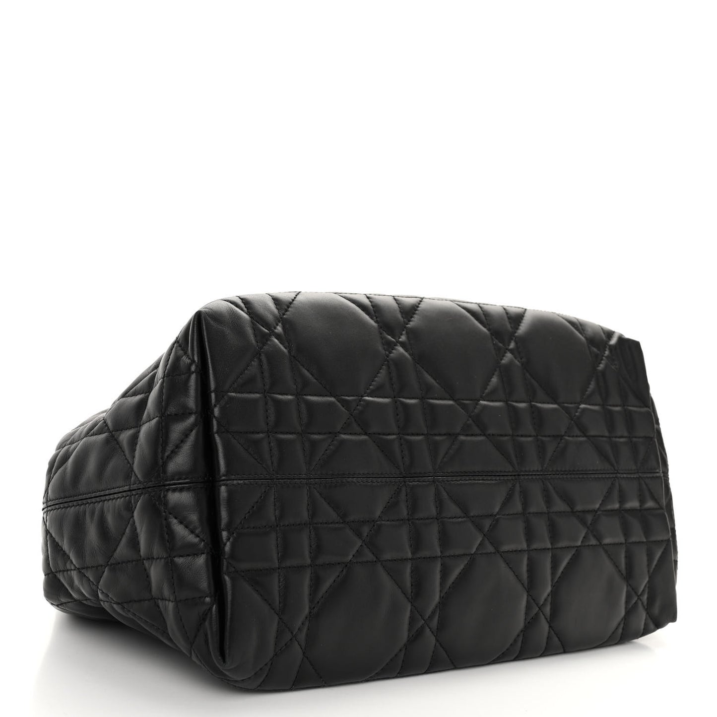 Calfskin Macrocannage Medium Toujours Black
