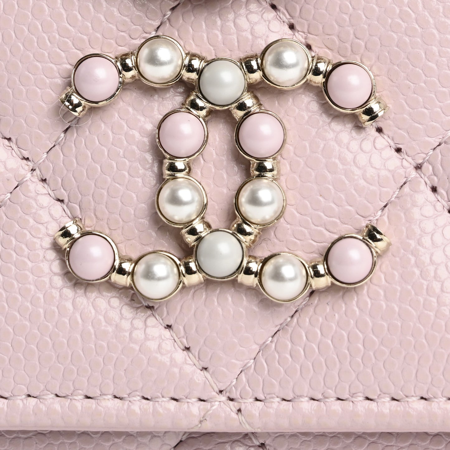 Caviar Quilted Coco Candy Card Holder On Chain Light Pink