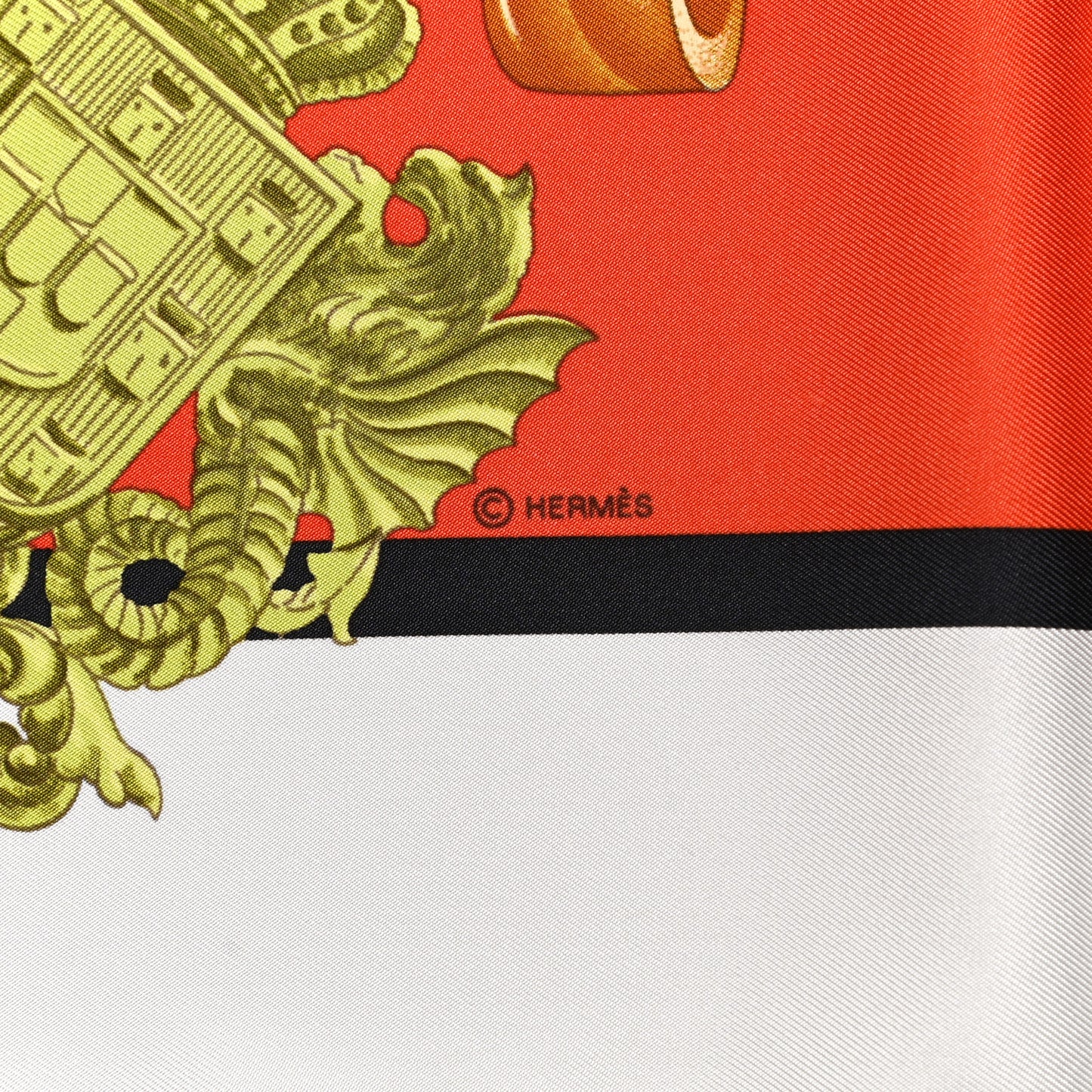 Silk Harnais De Cour Scarf 90 White Orange Vert