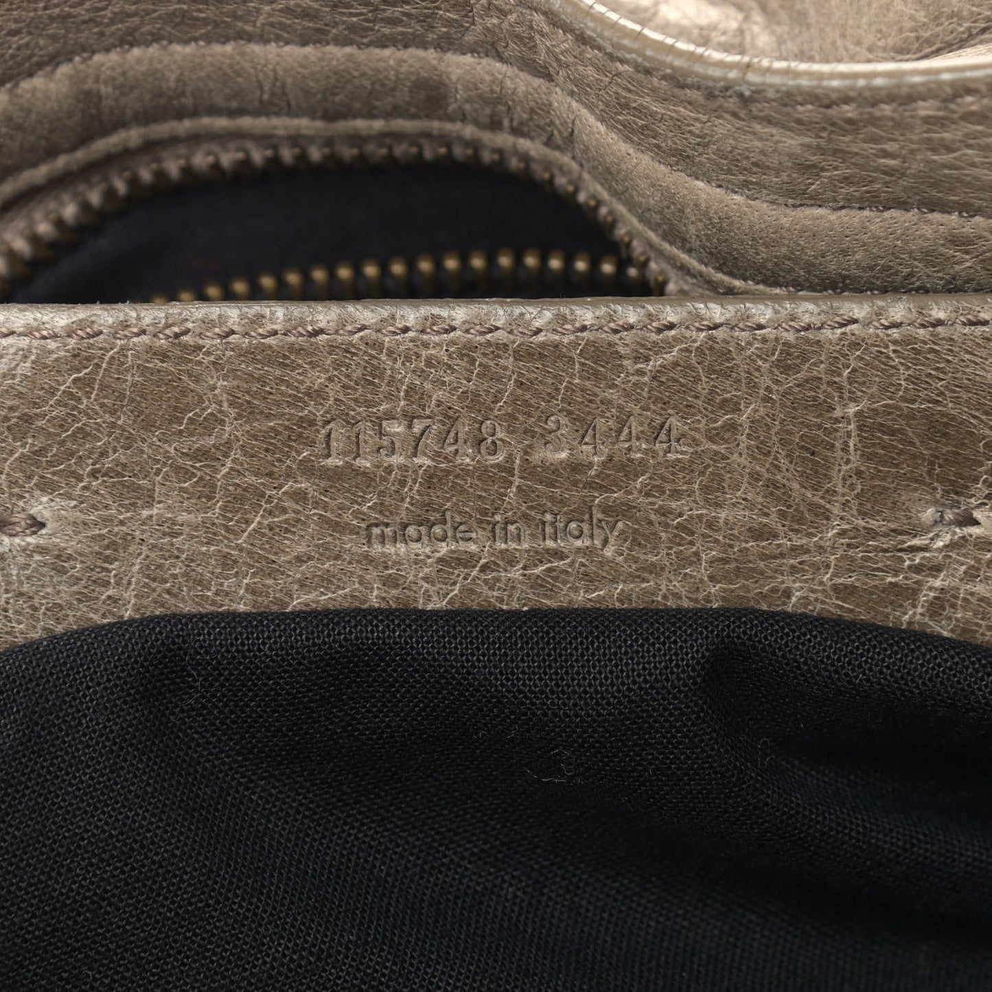 Chevre Classic Hardware City Taupe